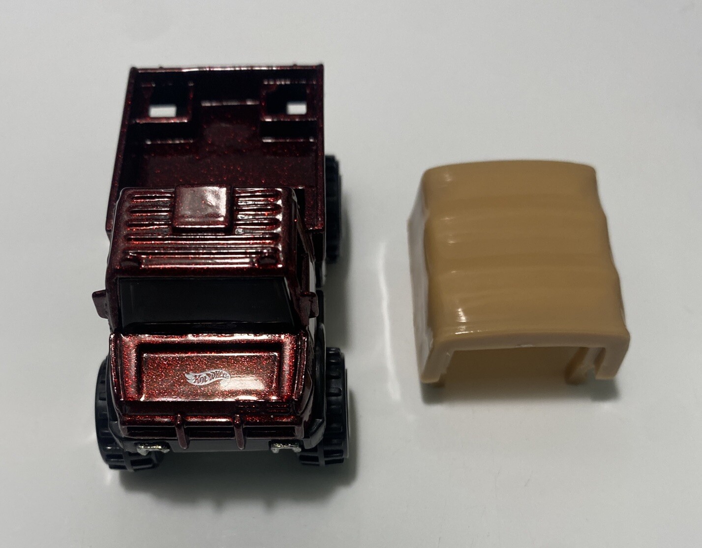 ** 2000 Hot Wheels MERCEDES-BENZ UNIMOG w/ REMOVABLE TOP MINT BLISTER PULL **