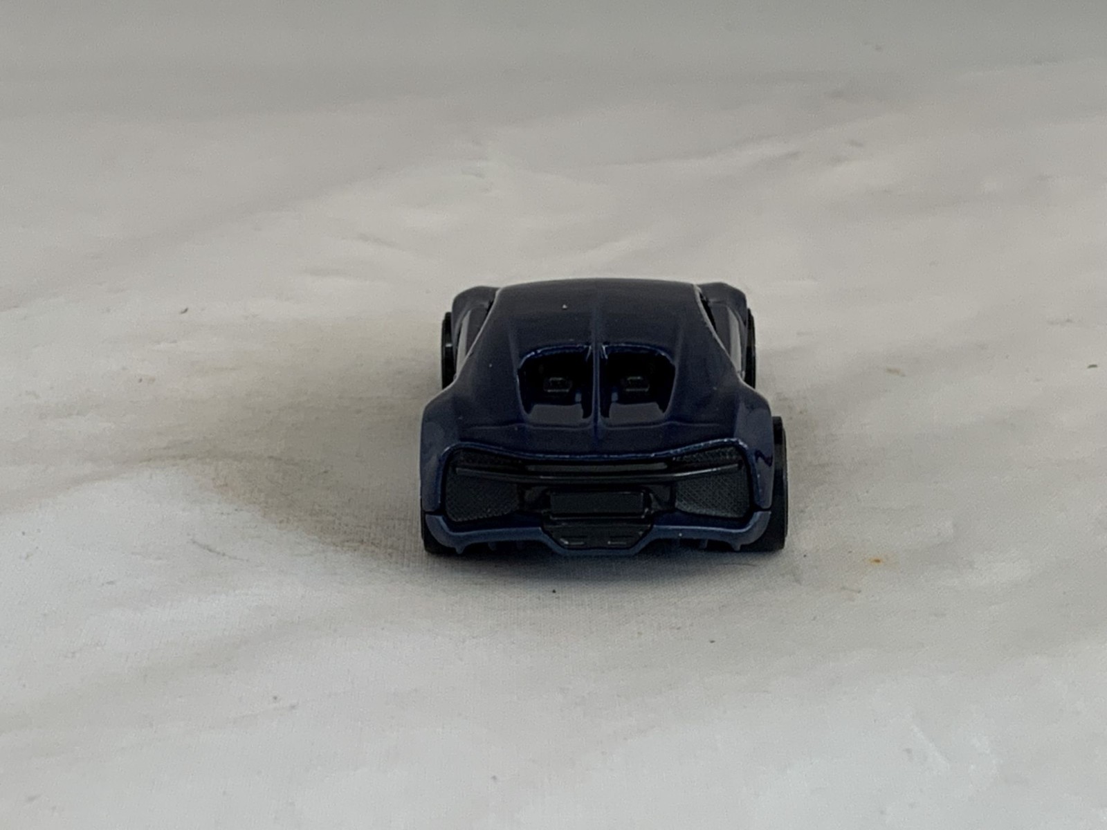 Hot Wheels 2016 Bugatti Chiron 2019 New Models Blue Royal J5s