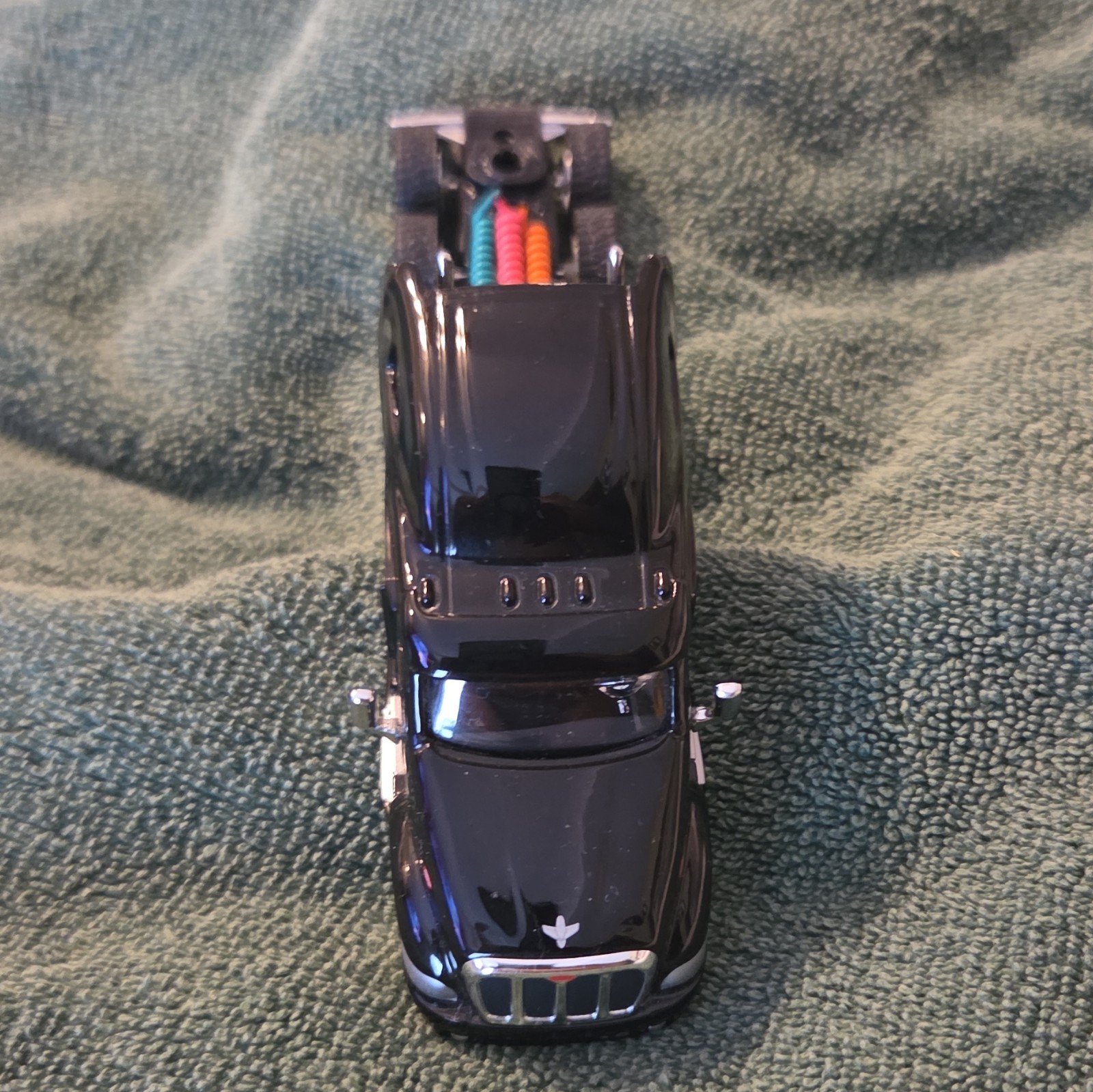 Peterbilt Black Diecast Semi Truck Tractor Cab w/ Coiled Air Hoses Chrome