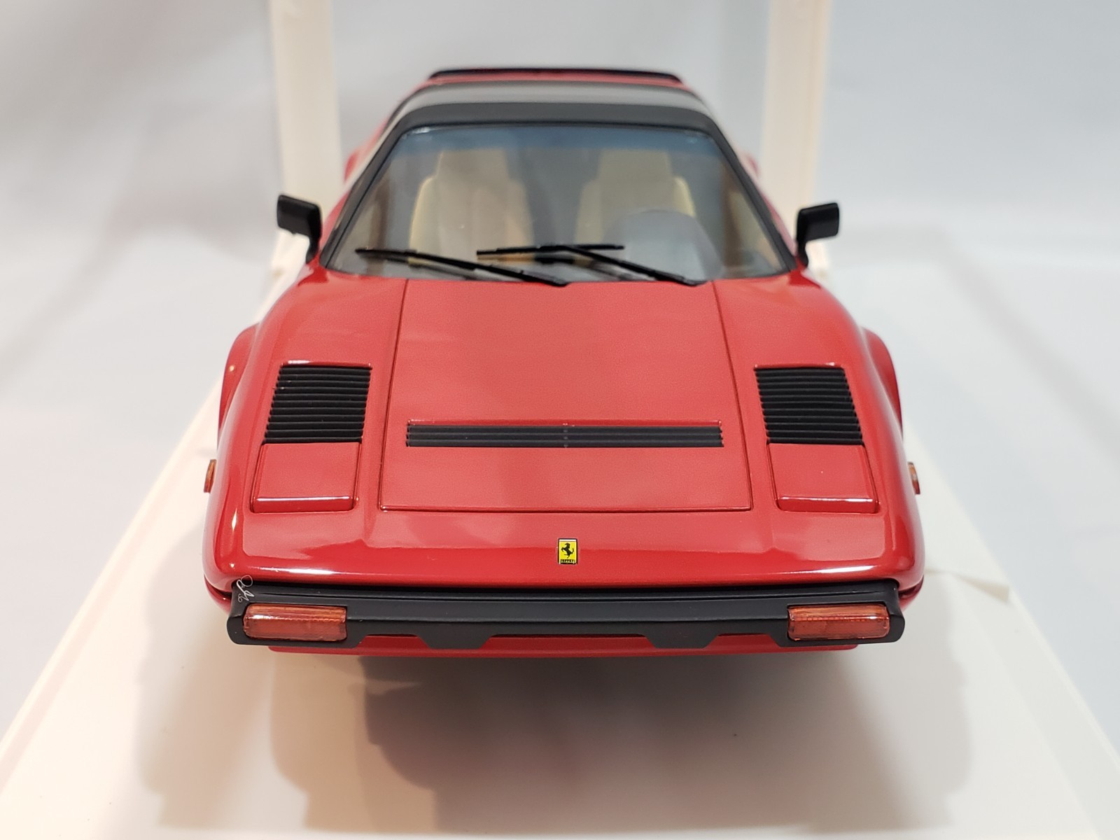 NEW 1/18 FERRARI 308 GTS Magnum P.I. Diecast Model Car Collectible 187930 Norev