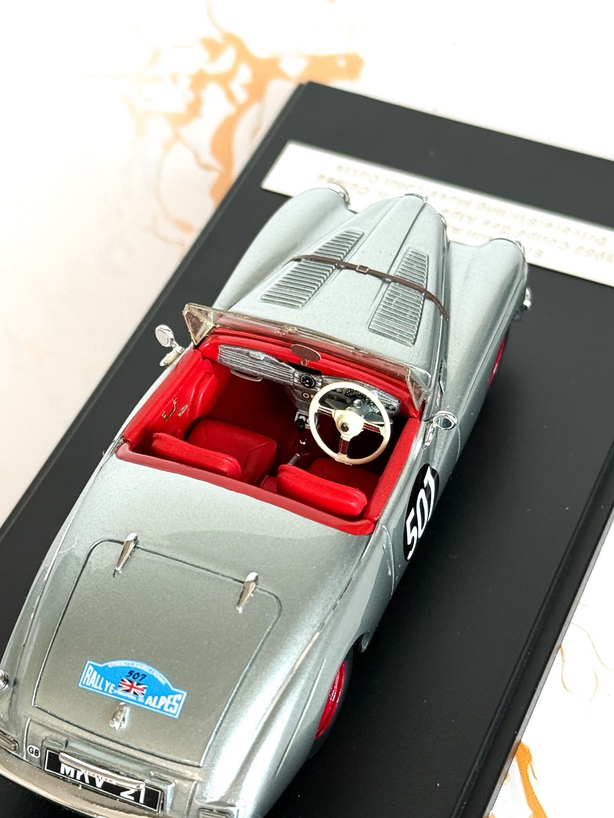 Matrix 1:43 Sunbeam Alpine #507 1953 Coupe des Alpes Stirling Moss MXR41807-021