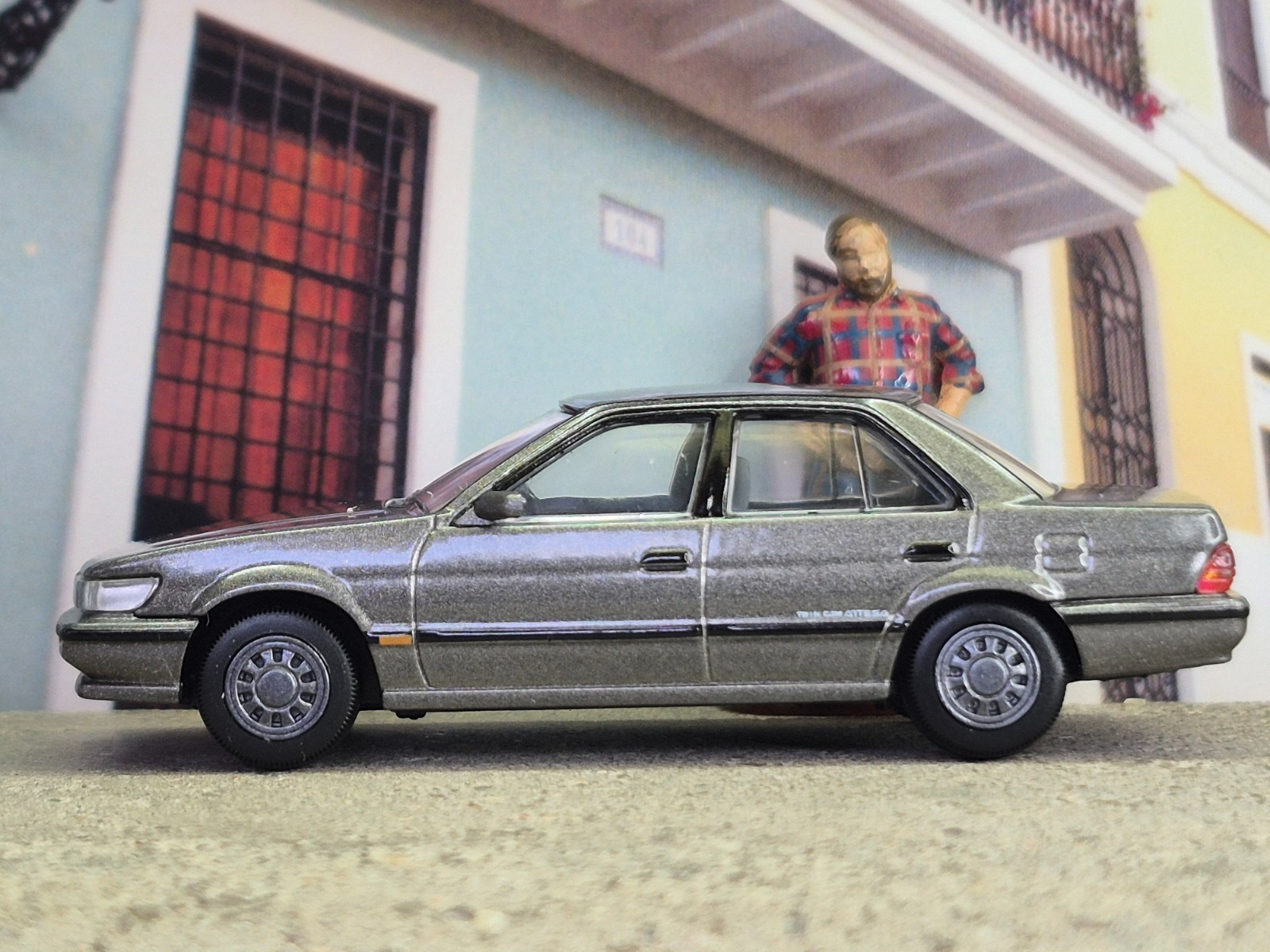 TOMICA LV-N11b NISSAN BLUEBIRD 2.0SSS LOOSE 1:64 LIMITED VINTAGE NEO SERIES