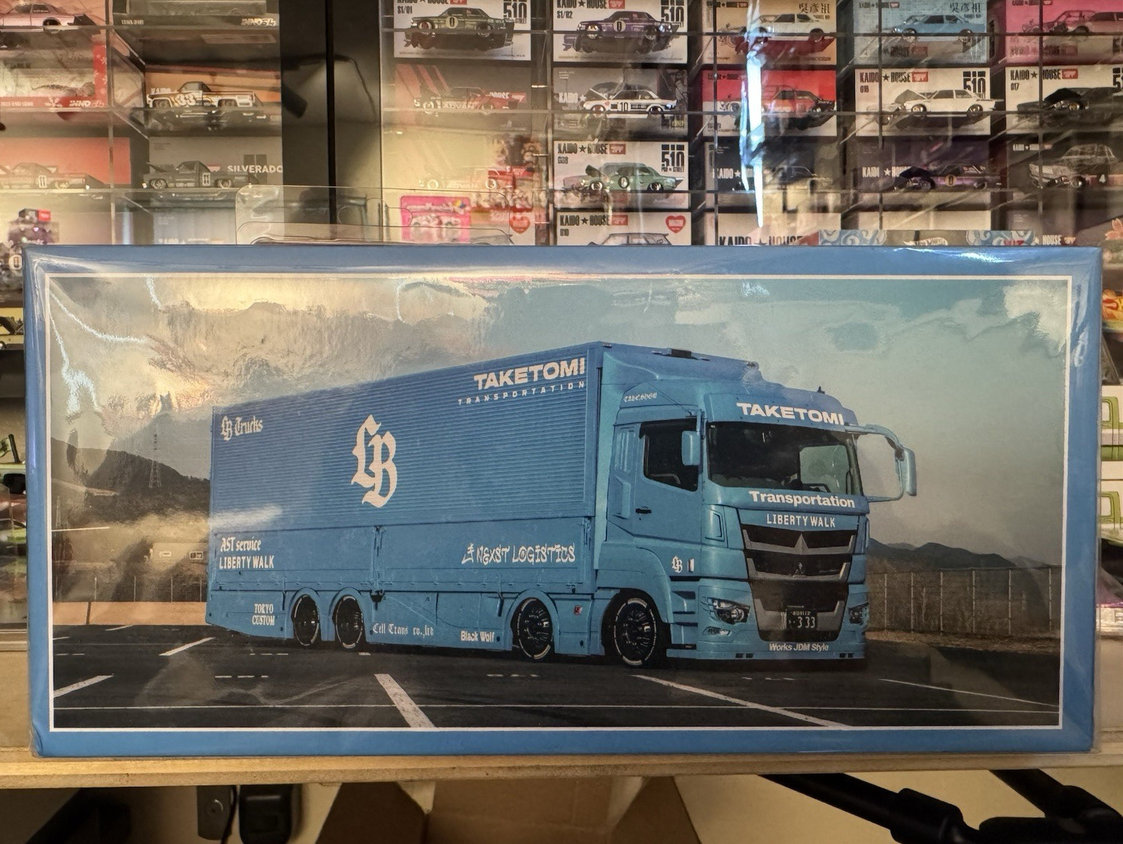 Liberty Walk LB-TRUCKS Mitsubishi Fuso Super Great 1:64 Blue Diecast Truck