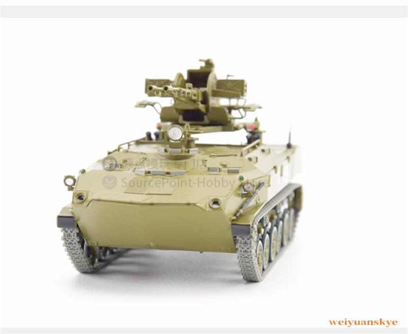 1:43 BTR-ZD Soviet BTR-ZD Self-Defense Artillery Tank Model Display Toy SSM3047