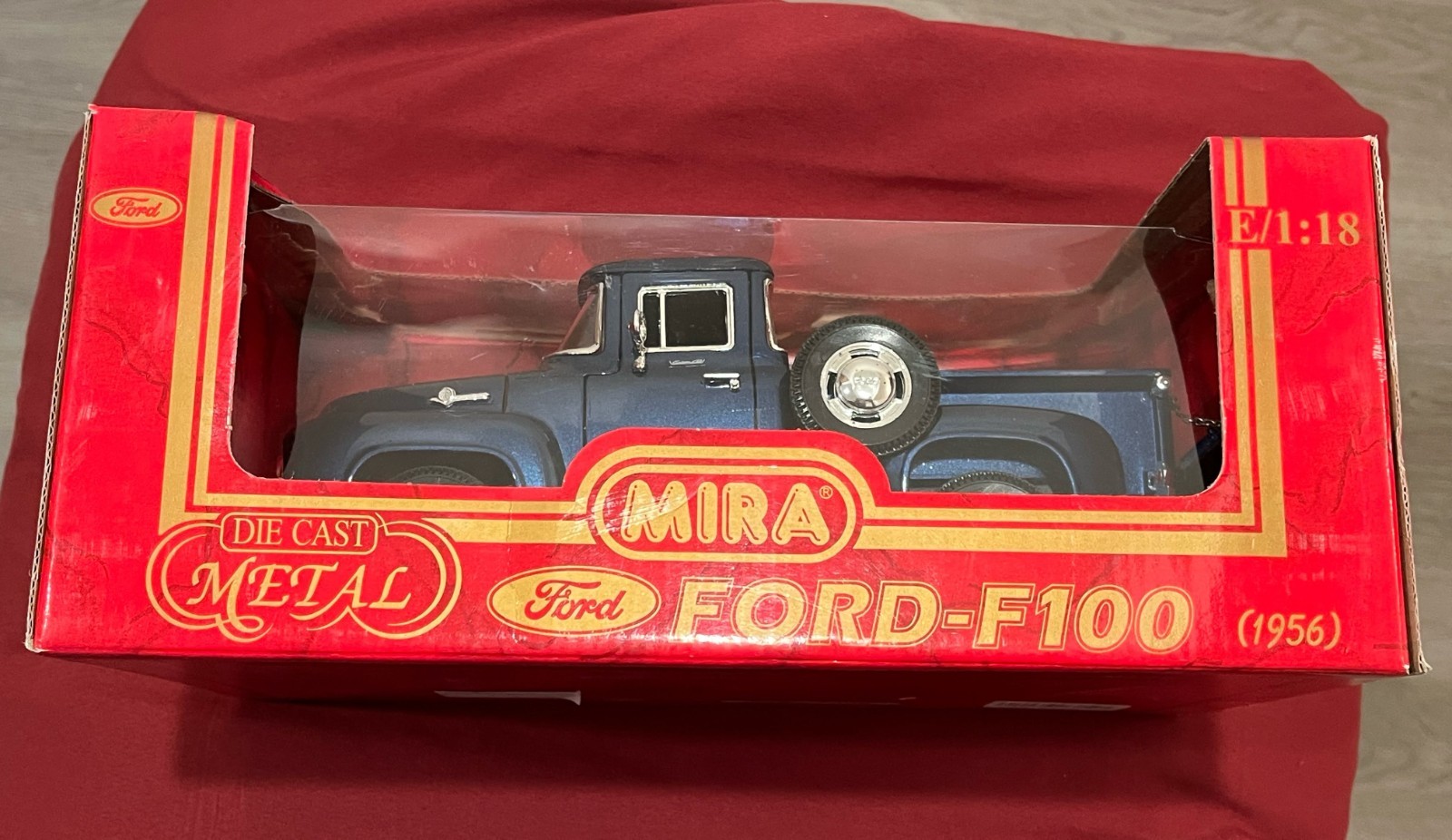 Mira Die Cast Metal E/1:18 Ford F100 ’56 Dark Blue Golden Line Collection