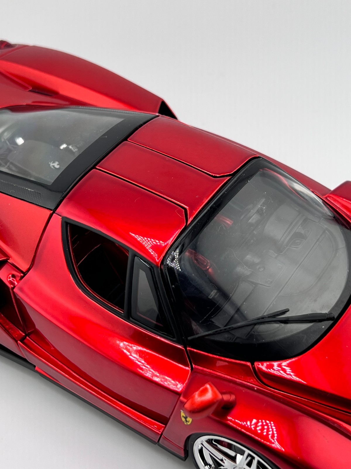 Hot Wheels Ferrari Enzo Ferrari 1:18 Diecast Red Mattel Licensed Collector Car