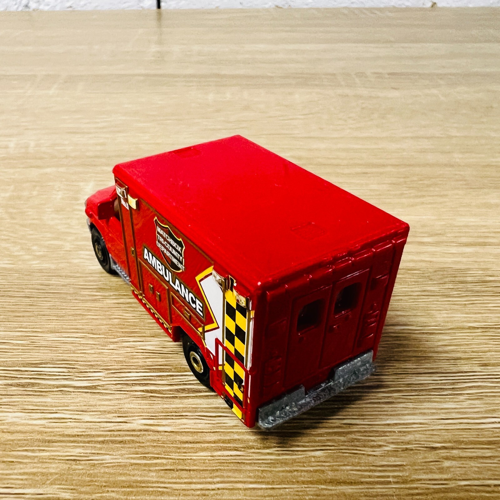 Ford E350 Ambulance 2009 MB771 Heroic Rescue 2014 Red Yellow Checker