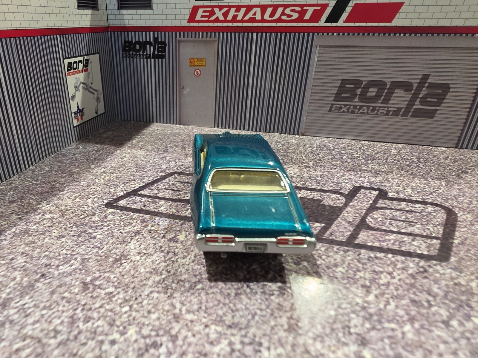 Johnny Lightning 1969 Pontiac GTO Retro Die-Cast Car