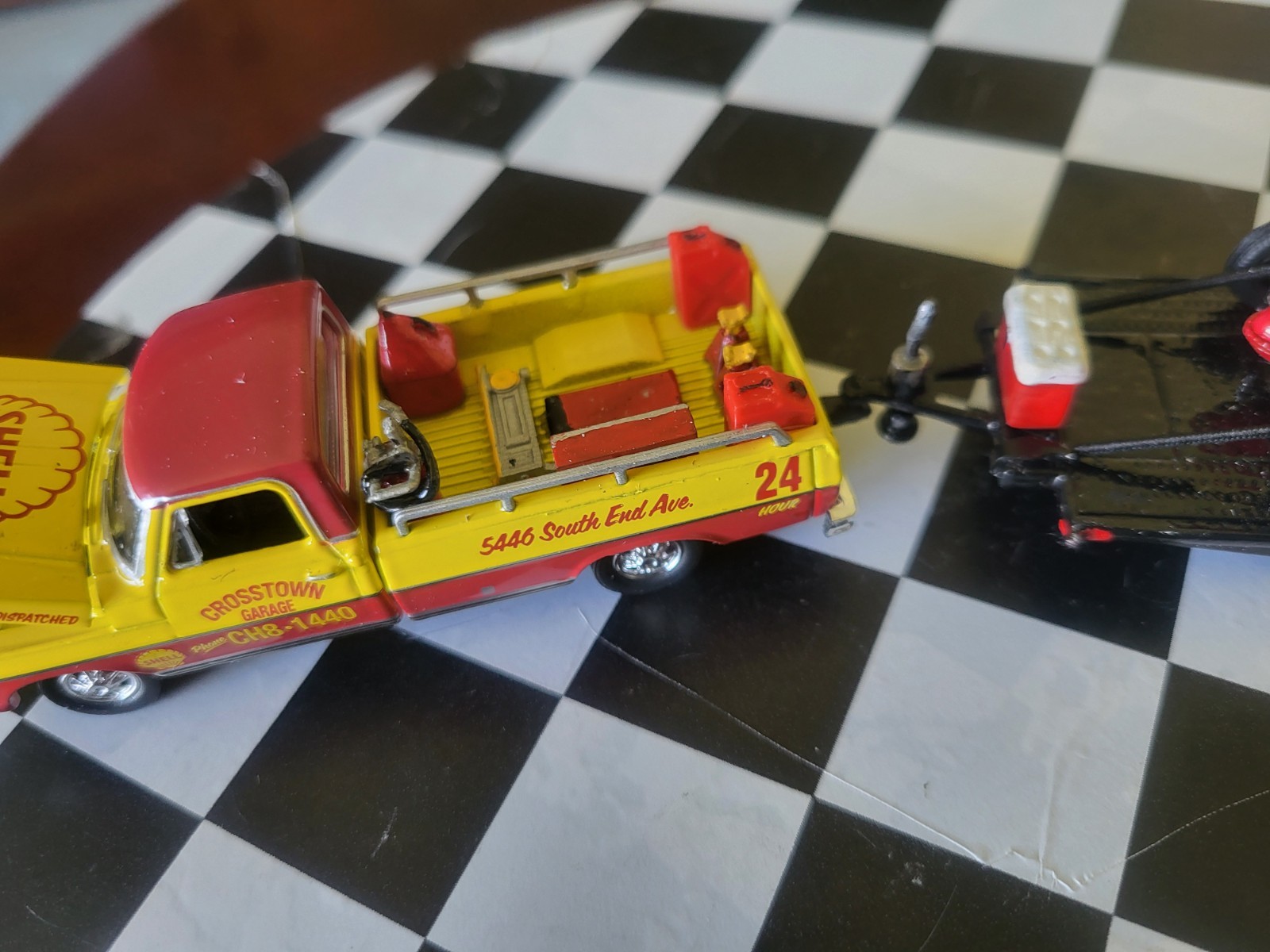 M2 SHELL Customized 69 FORD F-100 RANGER &Shell Ford Belly Tanker On A Trailer