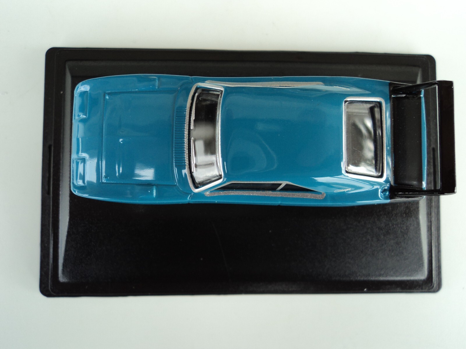Oxford 1969 DODGE CHARGER DAYTONA Blue w/ Black Spoiler 1/87 HO diecast