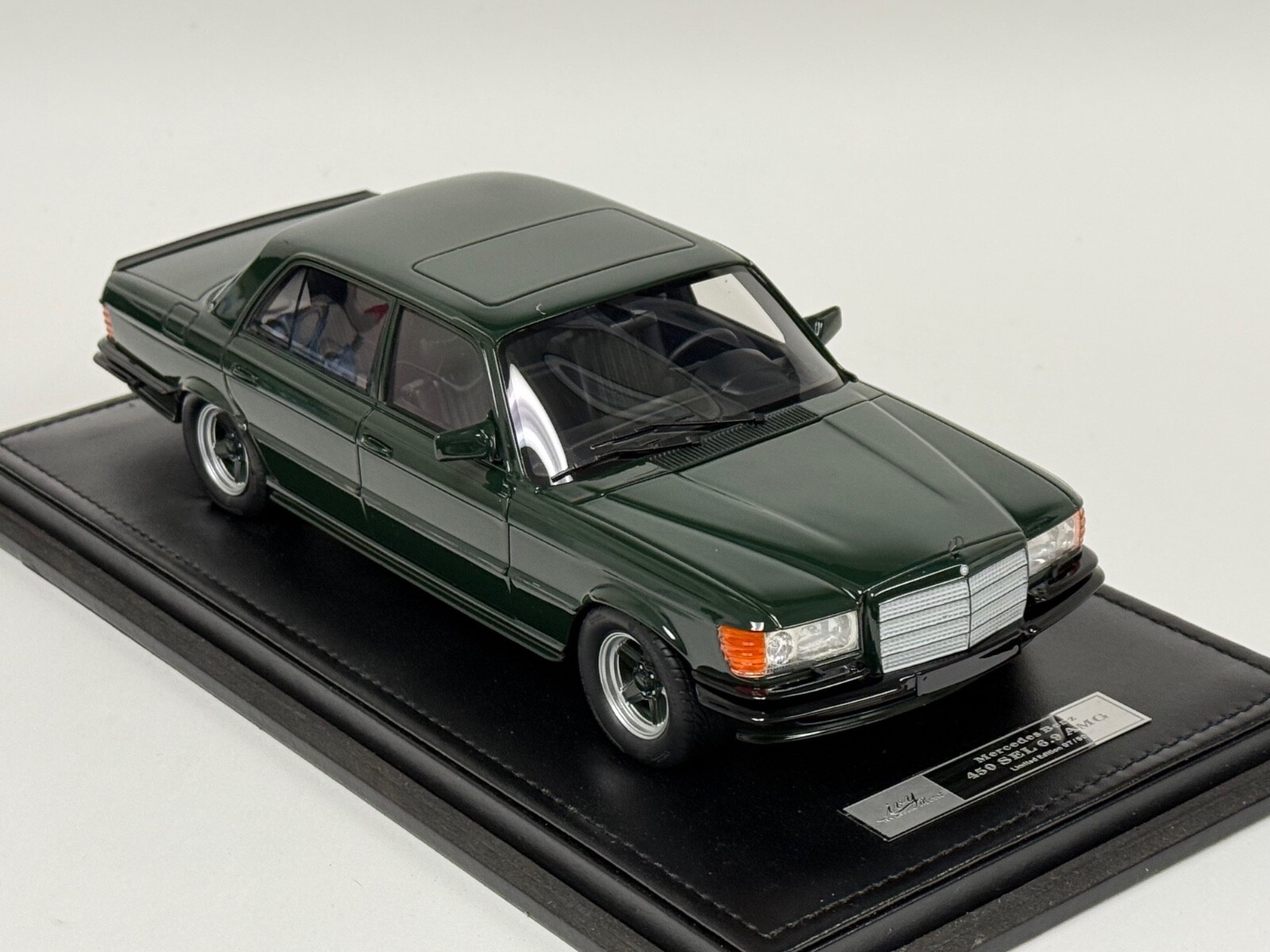 1/18 Ivy Models Mercedes Benz 450 SEL AMG 1972 W116 in Green Leather LAST ONE