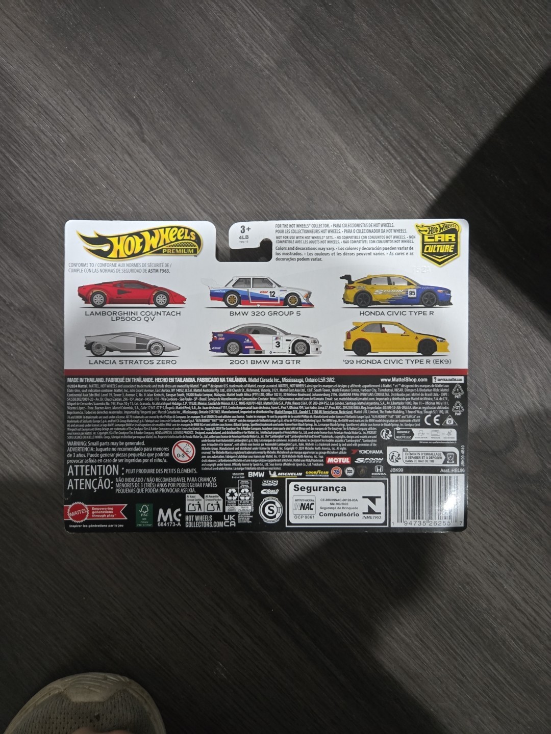 Hot Wheels Premium Twin Pack BMW 320 GROUP 5 & 2001 BMW M3 GTR