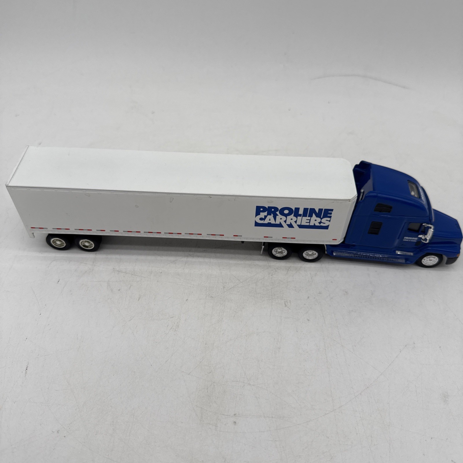ProLine Carriers SpecCast Semi Truck Replica 1:84 W/Box