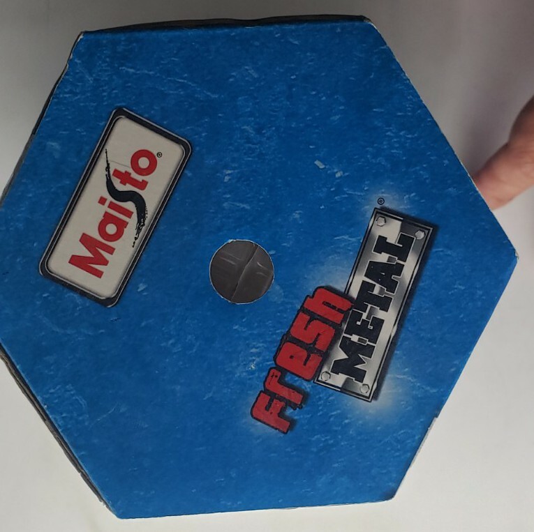 Maisto Fresh Metal Replica 1:64 Die-Cast NEW