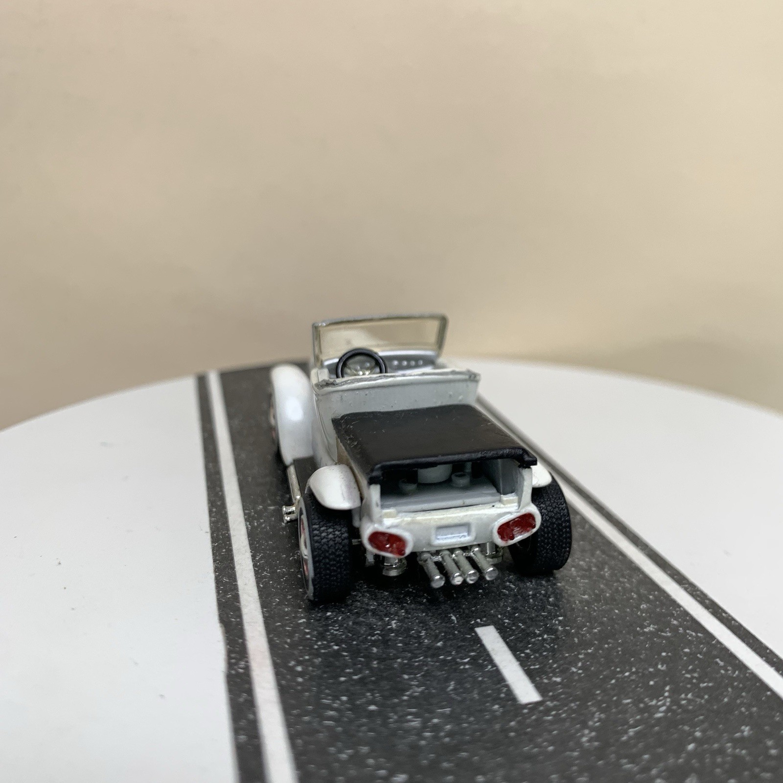 CUSTOM Hot Wheels 100% Ala Kart 1929 Ford Pickup Roadster White Chopped 1:64