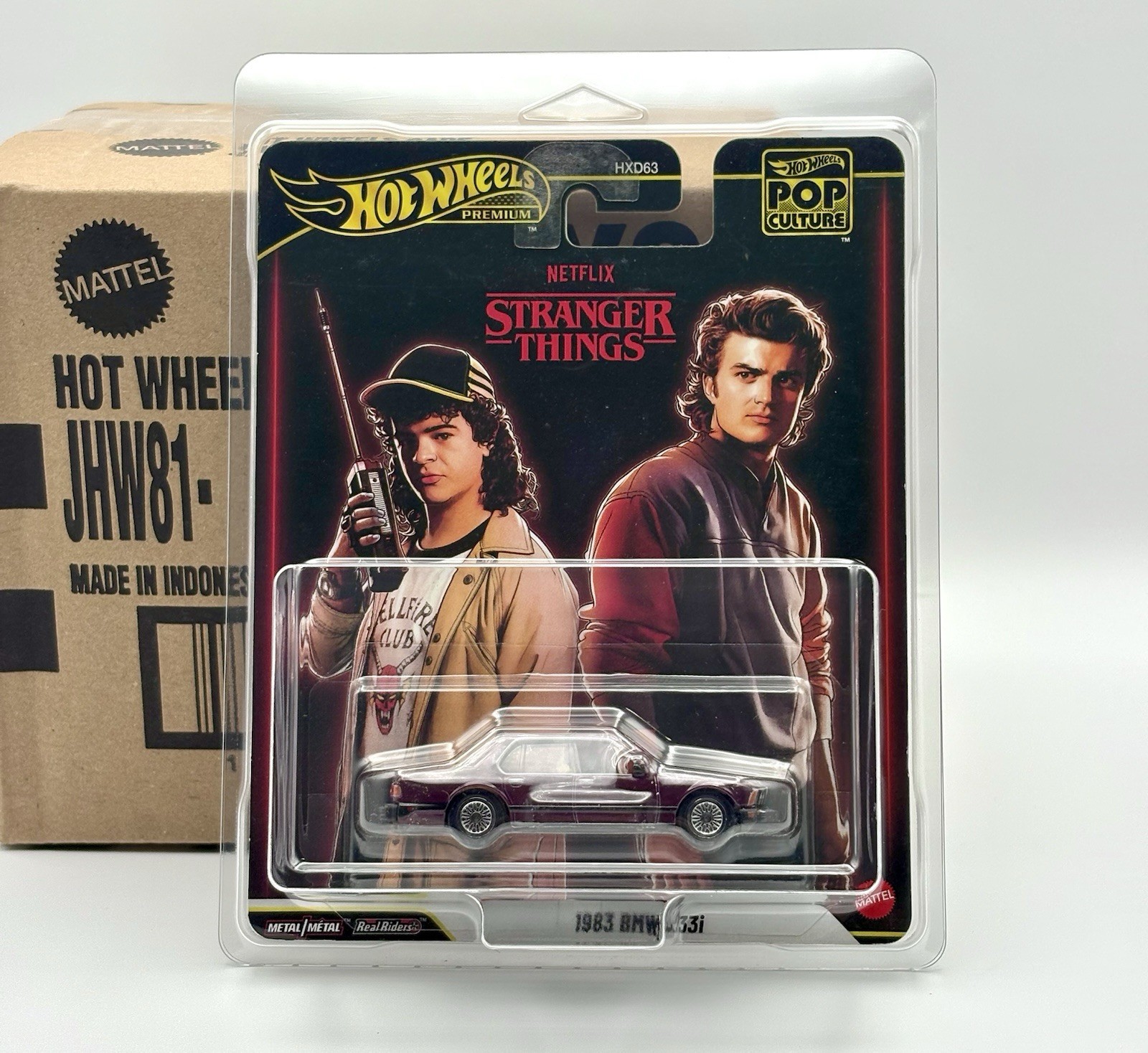 Hot Wheels Premium 2025 Pop Culture Stranger Things 1983 BMW 733i w/ Protector