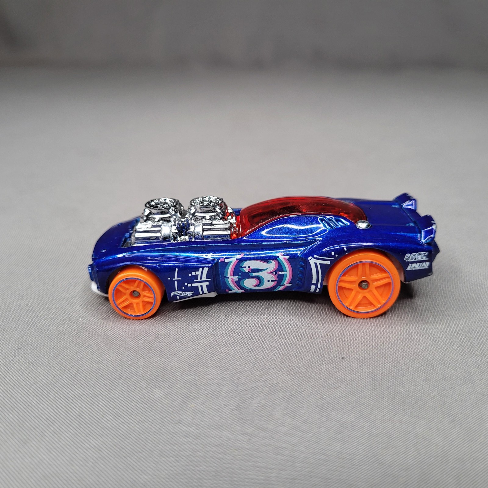 2018Hot Wheels Rodger Dodger 2.0 Blue Diecast Car Orange Wheels Racer #3 Loose
