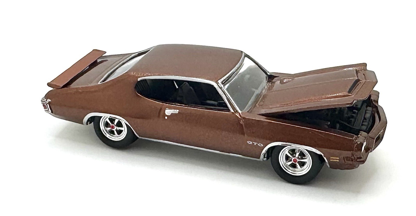 1971 Pontiac GTO 400 V8 – Castilian Bronze Poly – 1/64 “S” Scale – 2nd Gen.