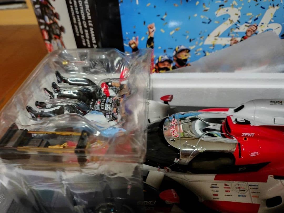 TOYOTA GR010 HYBRID 1/18 Spark Le Mans 24H 2021 #7