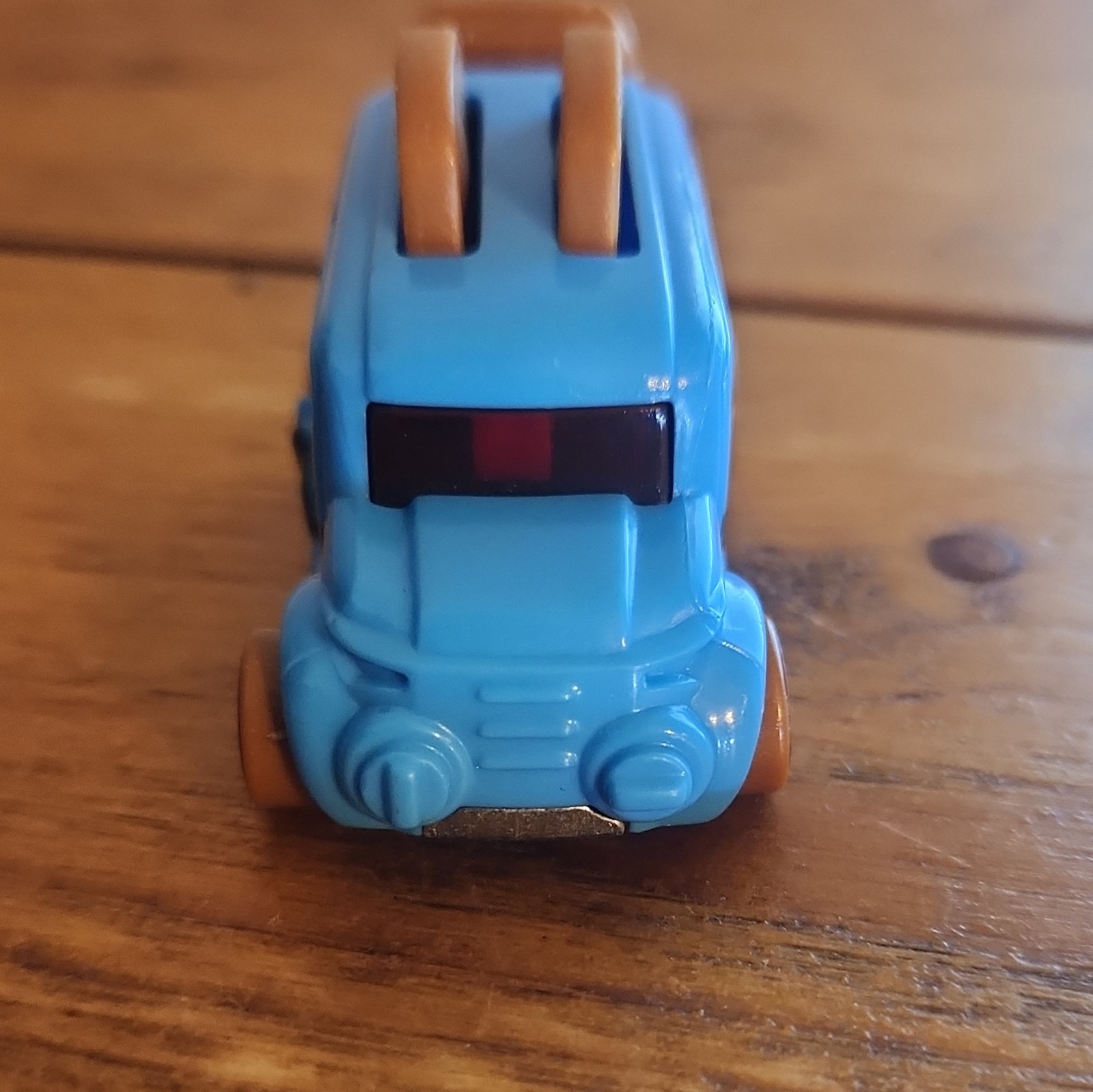 Hot Wheels Roller Toaster 1:64 Diecast Truck Blue/Brown 2016 Made Malaysia
