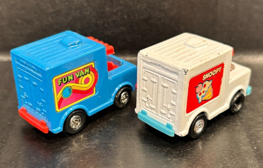 2 Aviva Diecast, 1 SNOOPY FUN VAN, 1 WOODSTOCK ICE CREAM TRUCK (Peanuts Gang)