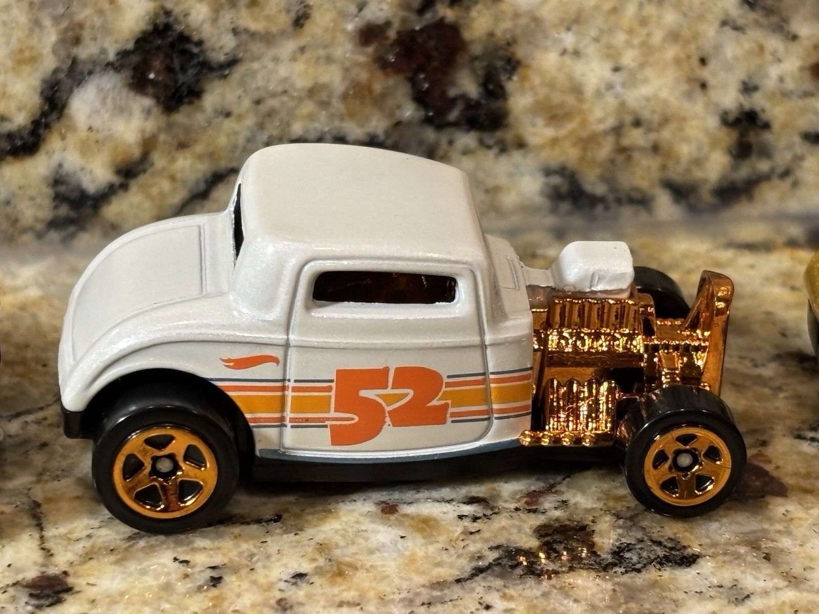 Hot Wheels RED EDITION ‘32 Ford, Mainlines, Multipack NEW LOOSE lot of 8