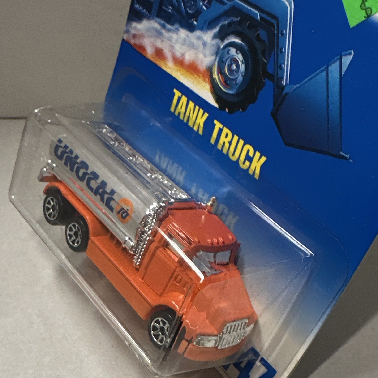 Hot Wheels UNOCAL 76 Tank Truck Orange/Silver Diecast Metal 1:64