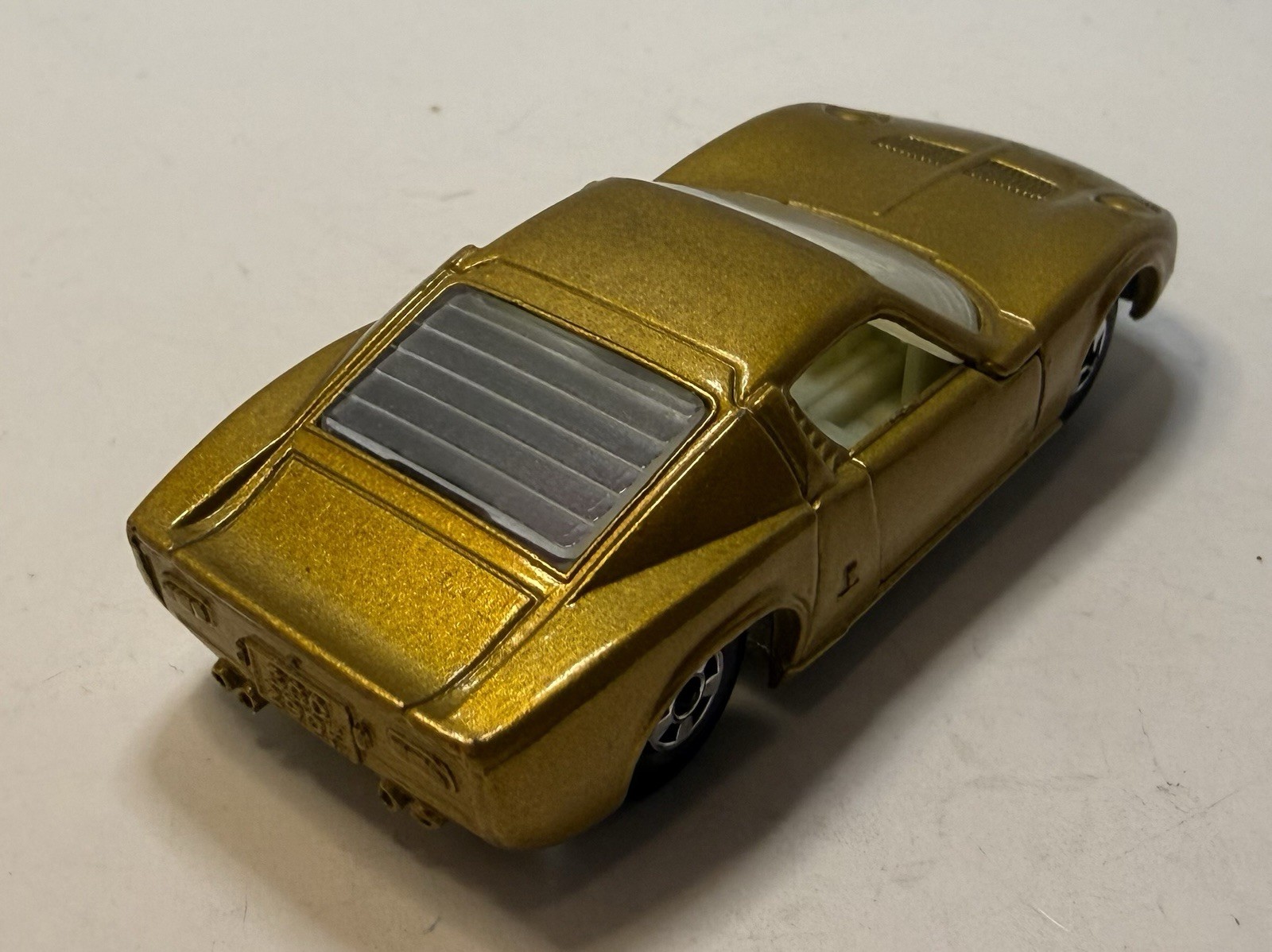 Lesney Matchbox 1970 Superfast No. 33 Lamborghini Miura Diecast Car 1:64 Gold