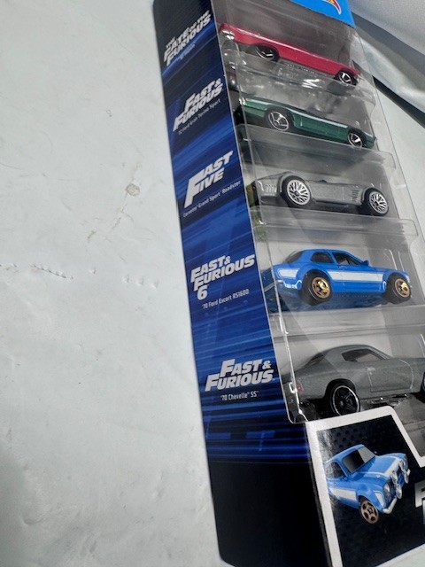 Hot Wheels Fast & Furious 5-Pack -GGH46 *New-Box Damage
