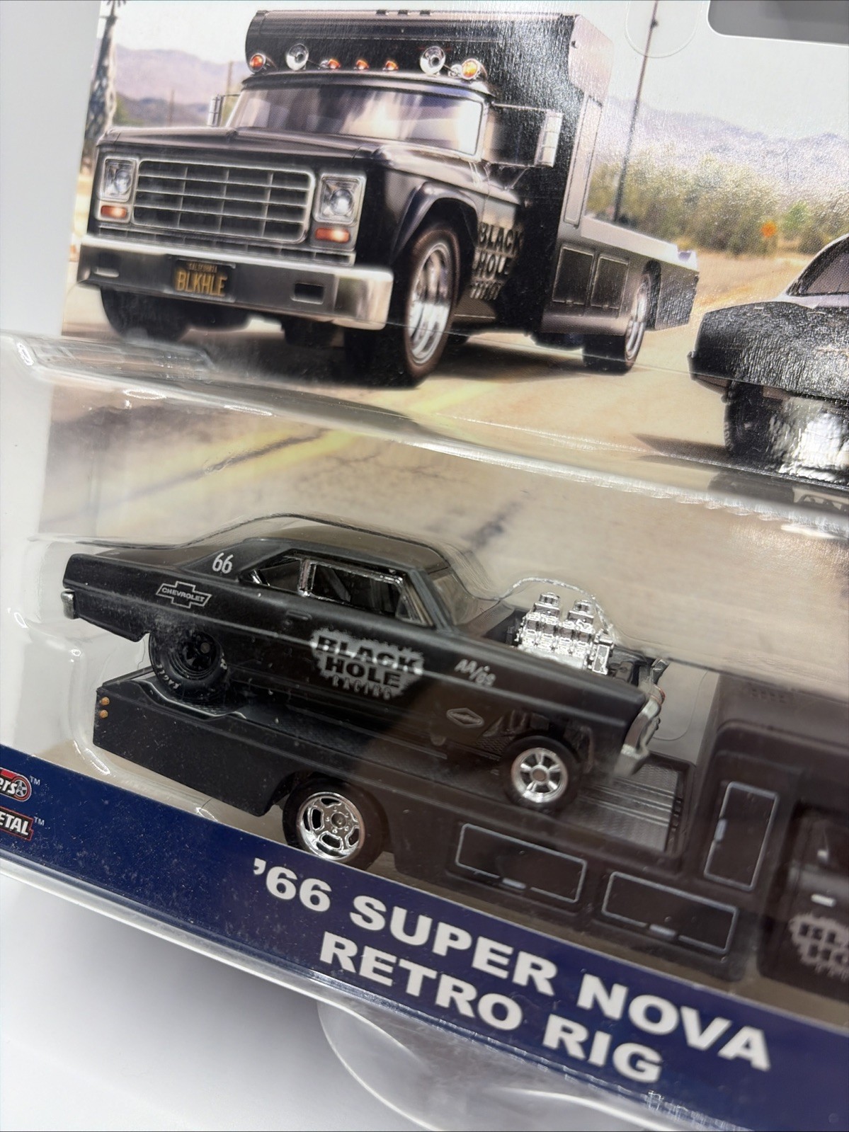 Hot Wheels Team Transport ‘66 Super Nova Retro Rig