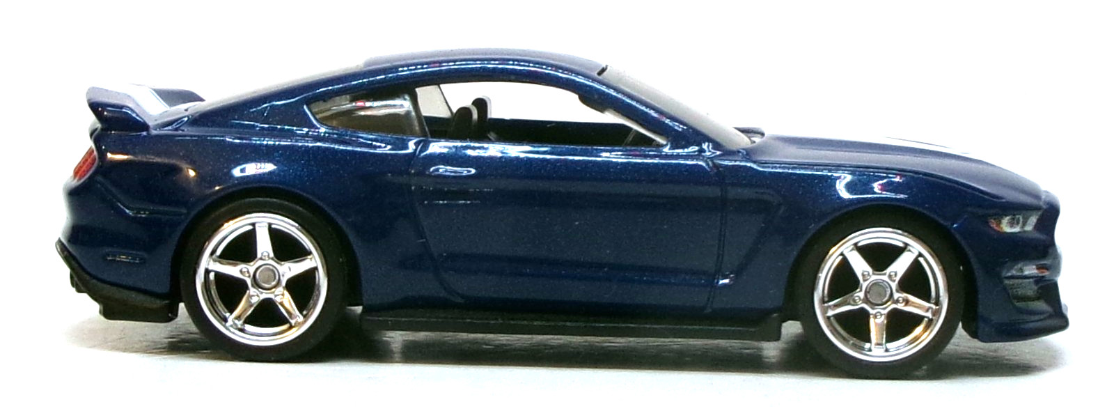 LOOSE 2023 HOT WHEELS PREMIUM DARK BLUE SHELBY GT350R WHEEL SWAP REAL RIDERS