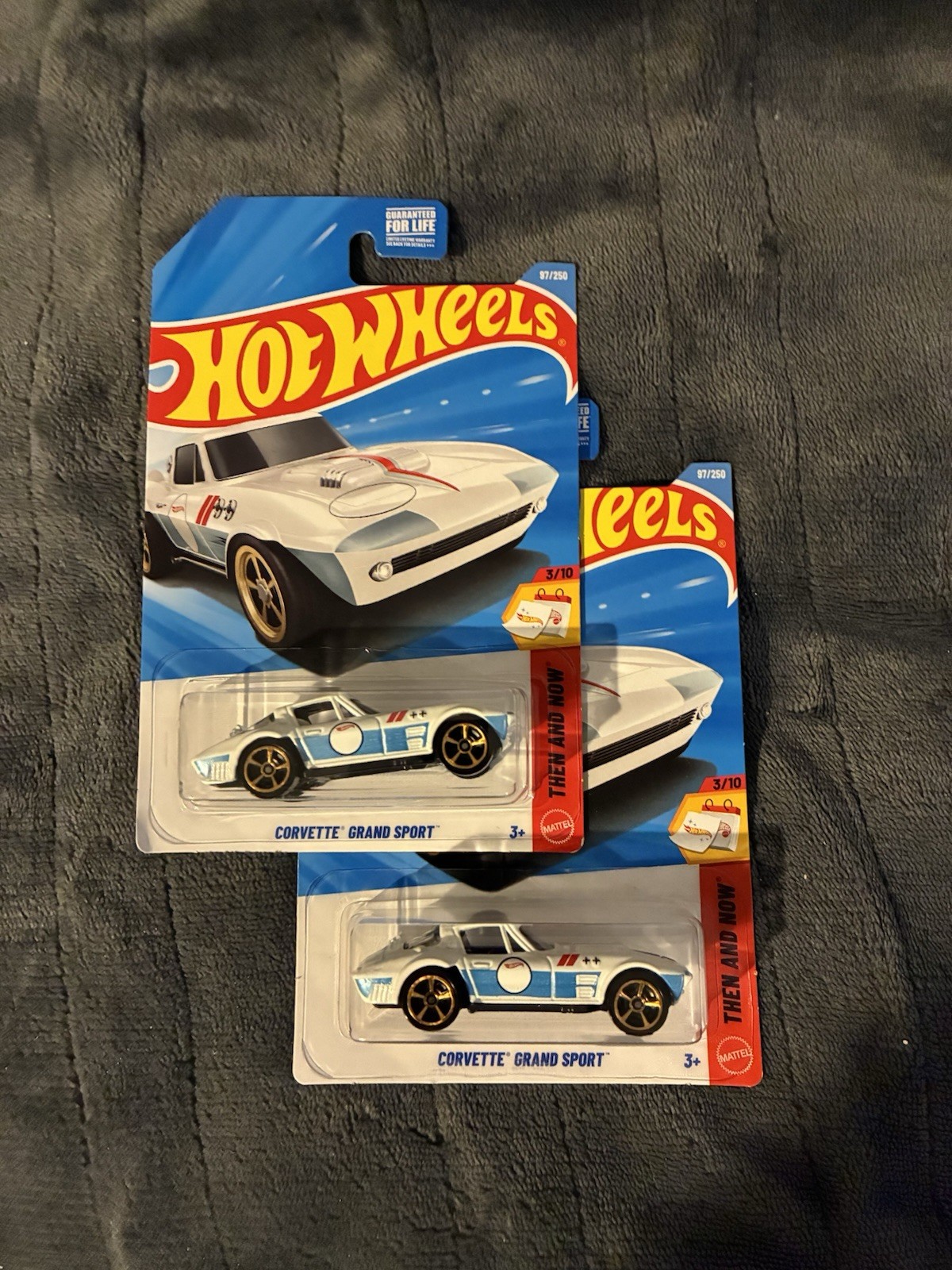Hot Wheels Corvette Grand Sport Pair. Which Is The Error? Made Or made …