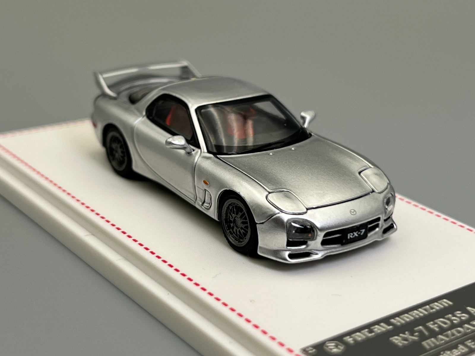 Mazda RX-7 FD3S A-Spec Mazdaspeed Silver Focal Horizon 1/64 scale with case