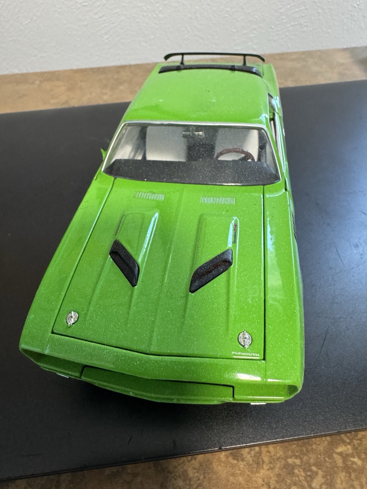 Die Cast Car Vintage 1971 Cuda 440 Green 1:24