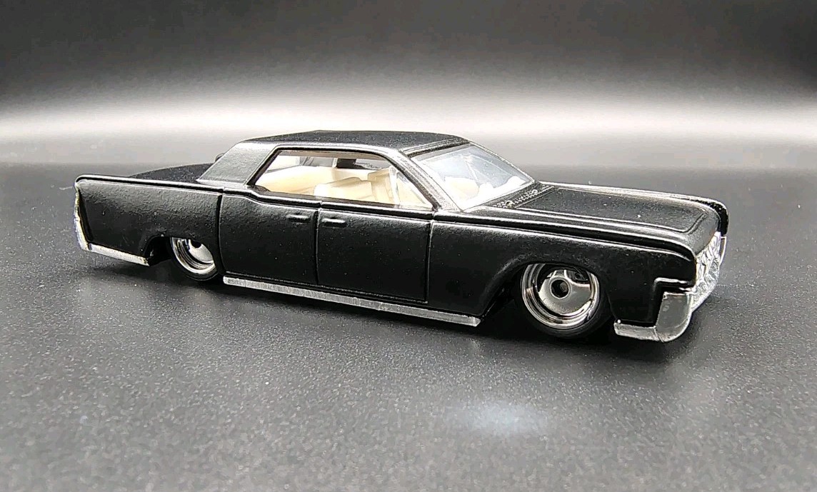 Custom Hot Wheels 64 Lincoln Continental Matte Black Presidential Chrome…