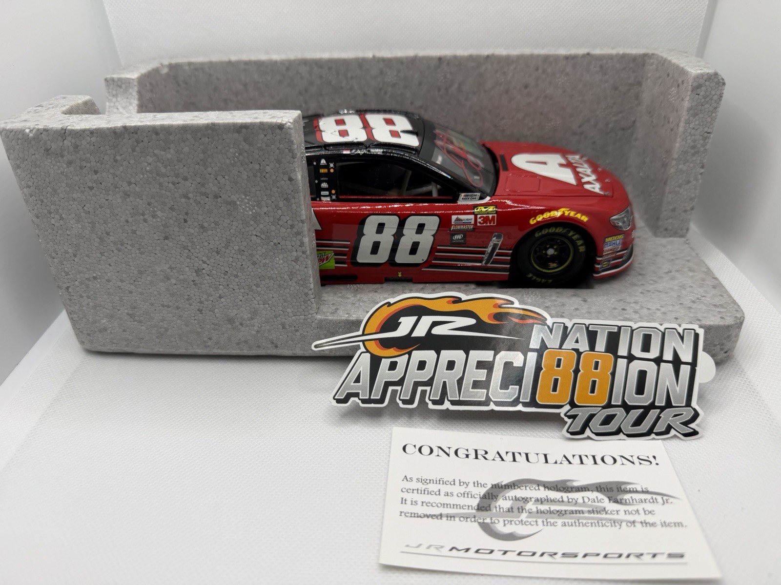 Lionel Racing Dale Earnhardt Jr #88 Axalta 2017 Chevrolet SS 1/24 Autographed