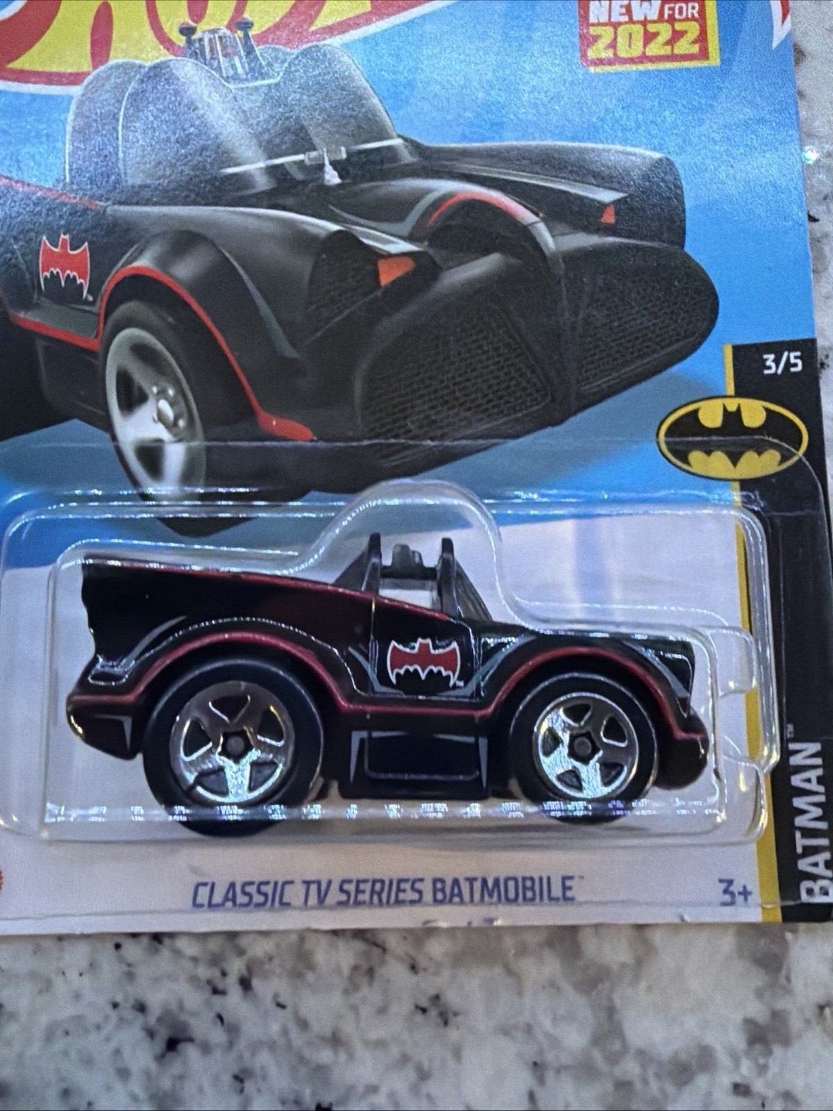 Hot Wheels – 2022 Batman 3/5 Classic TV Series Batmobile 78/250 (BBHCW60)