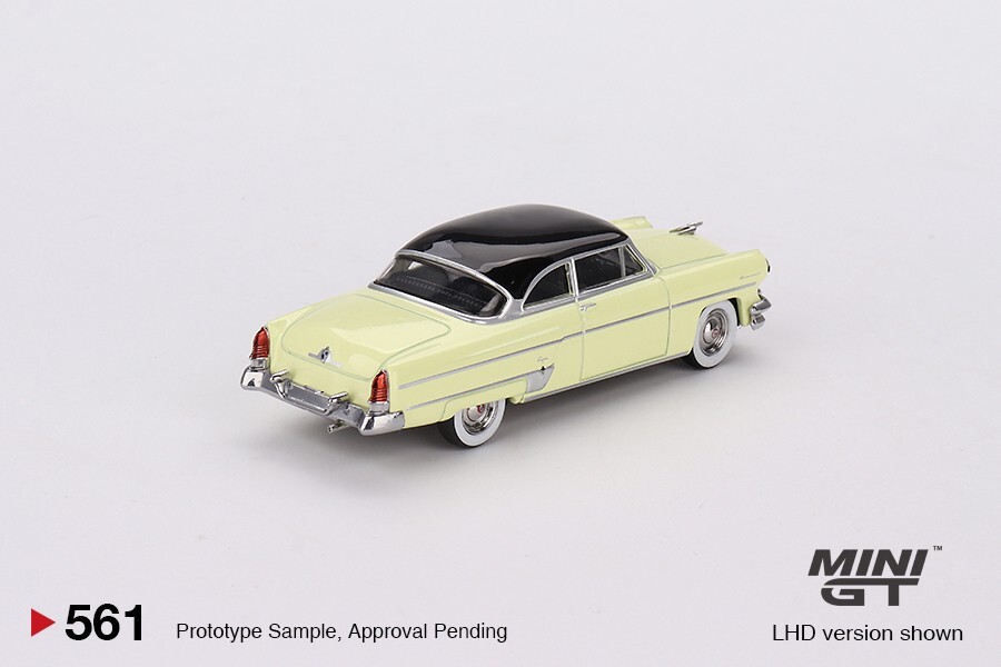 Mini GT 1:64 Lincoln Capri 1954 Premier Yellow #561