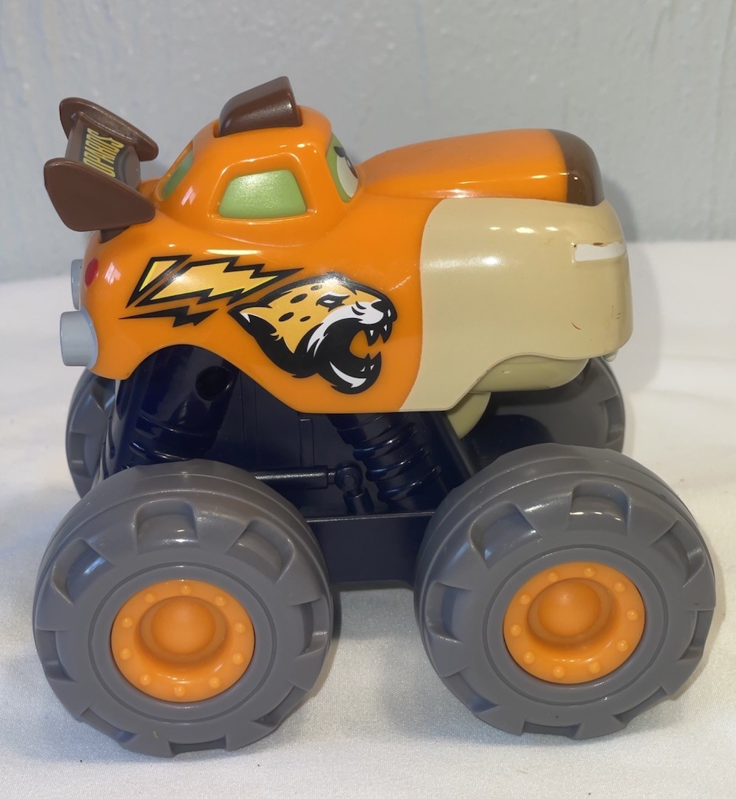 2 Animal Monster Trucks Pull Back Cars Push Button Crocodile Leopard
