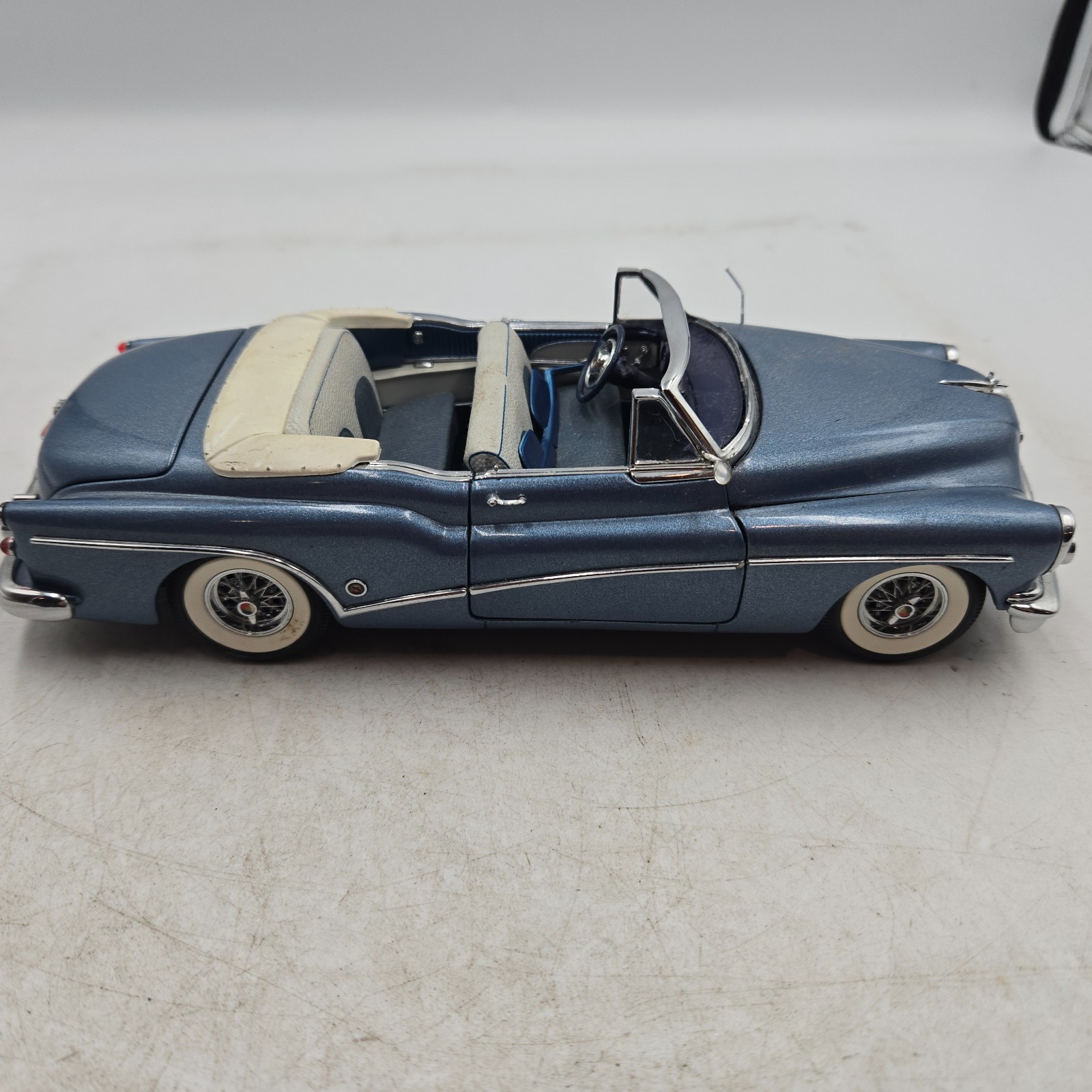 1953 Buick Skylark diecast convertible – Read Desc