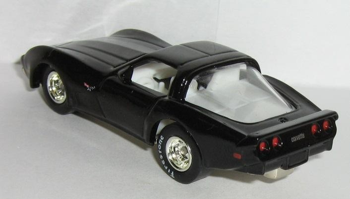 1/64 = 1979 79 CHEVROLET = CHEVY CORVETTE / Rubber Tire Car FREE SHIPPING