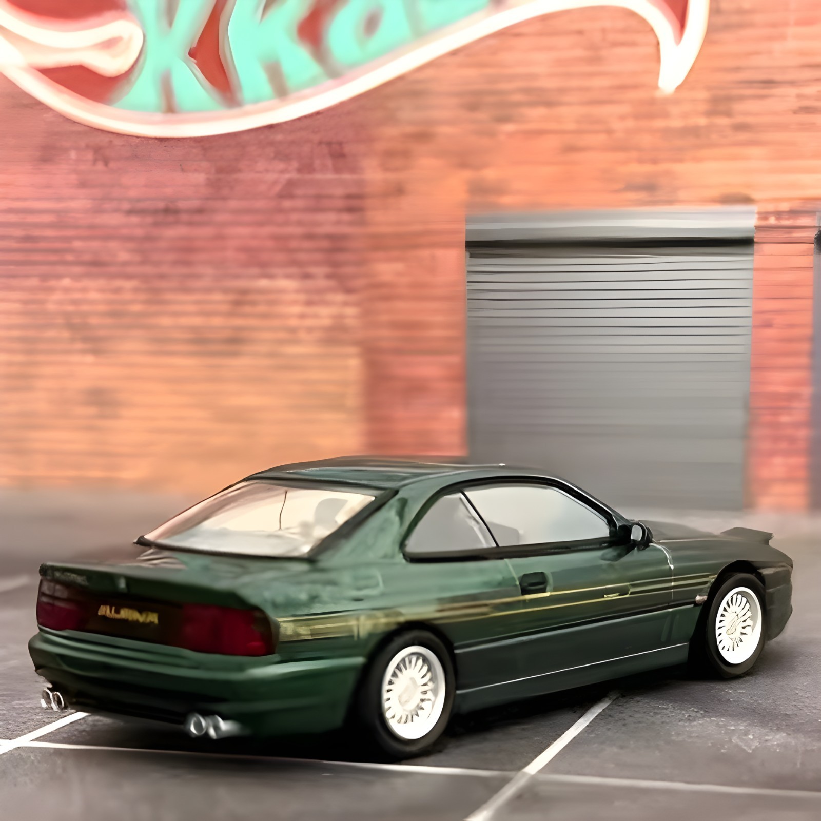 1:64 BMW 850CSI Diecast Alloy Model Car – High-Detail Display Collectible