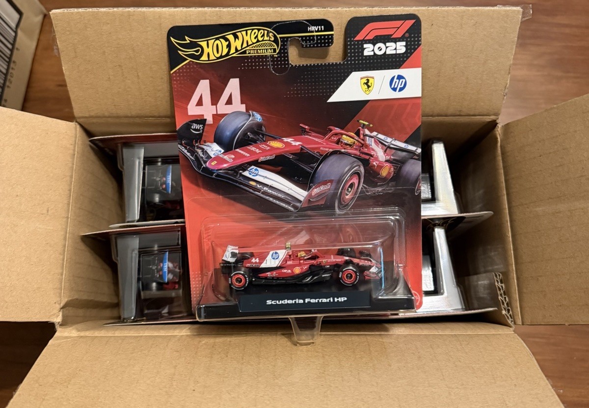 🔥Case Of 8 Hot Wheels Premium F1 Scuderia Ferrari HP #44 Lewis Hamilton VHTF🔥