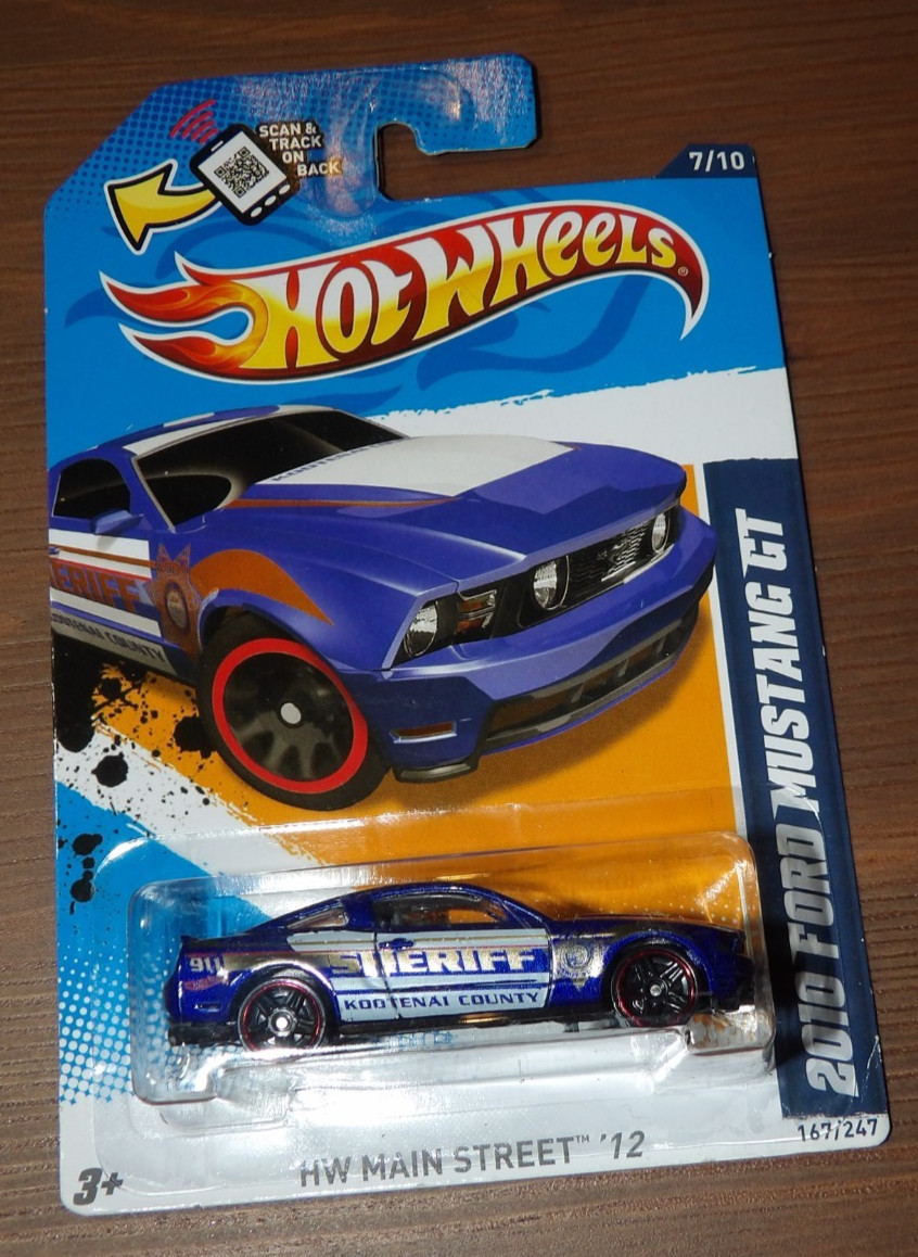 2X – 2012 Hot Wheels Main Street – ‘11 Corvette Grand Sport & 2010 Ford Mustang