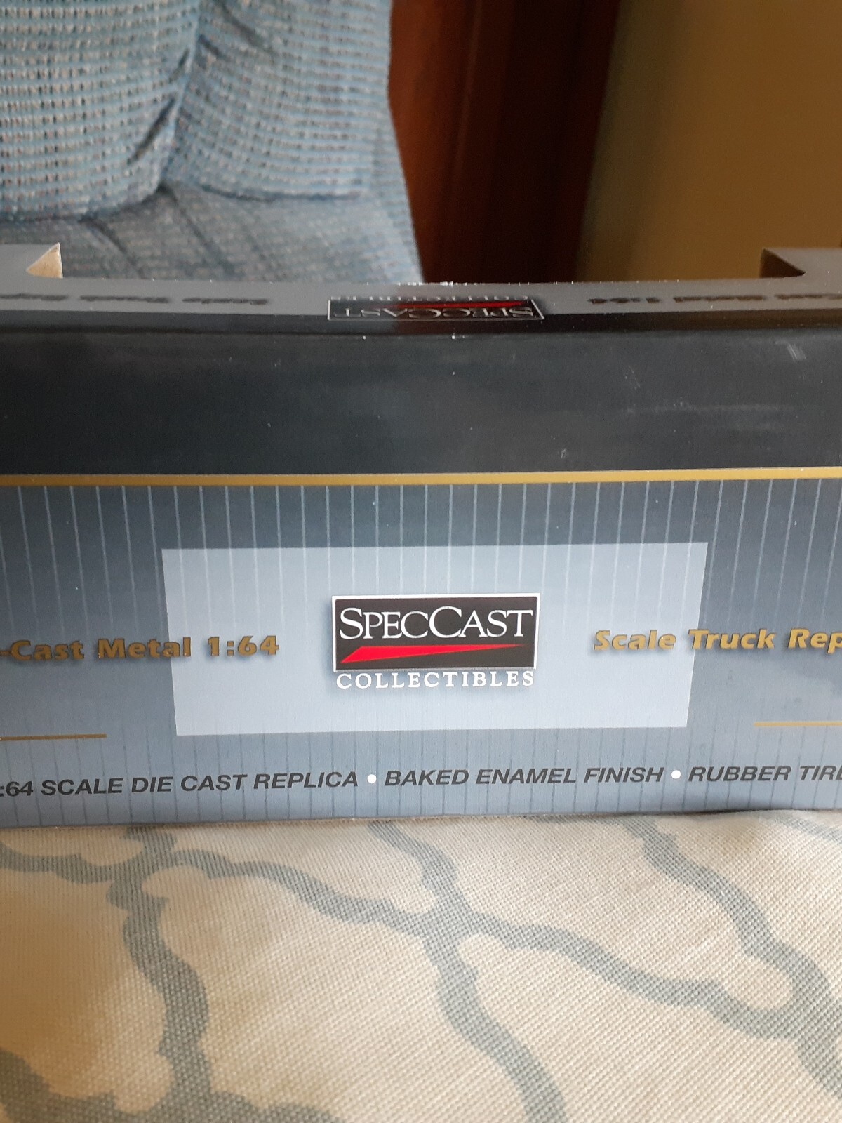 NIB 1/64 Lime Green Pete 385 Stakebed SpecCast