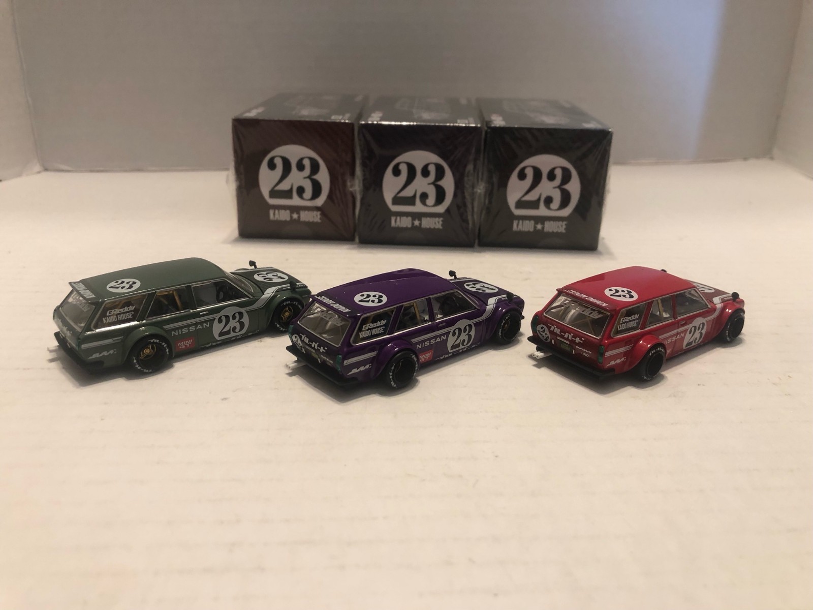 1:64 MINI GT Kaido House Datsun 510 Wagon Carbon Fiber V1 V2 V3 Set of 3