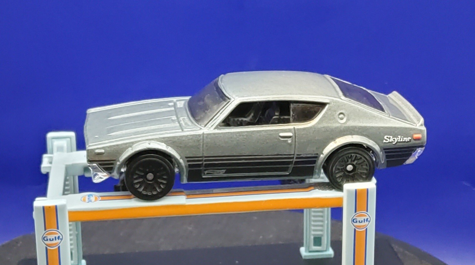 Nissan Skyline H/T 2000GT-R Hot Wheels 2021 Then and Now #181 Gray 1:64 Loose