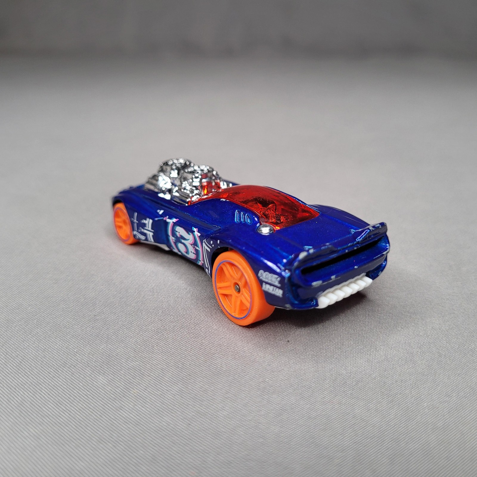 2018Hot Wheels Rodger Dodger 2.0 Blue Diecast Car Orange Wheels Racer #3 Loose