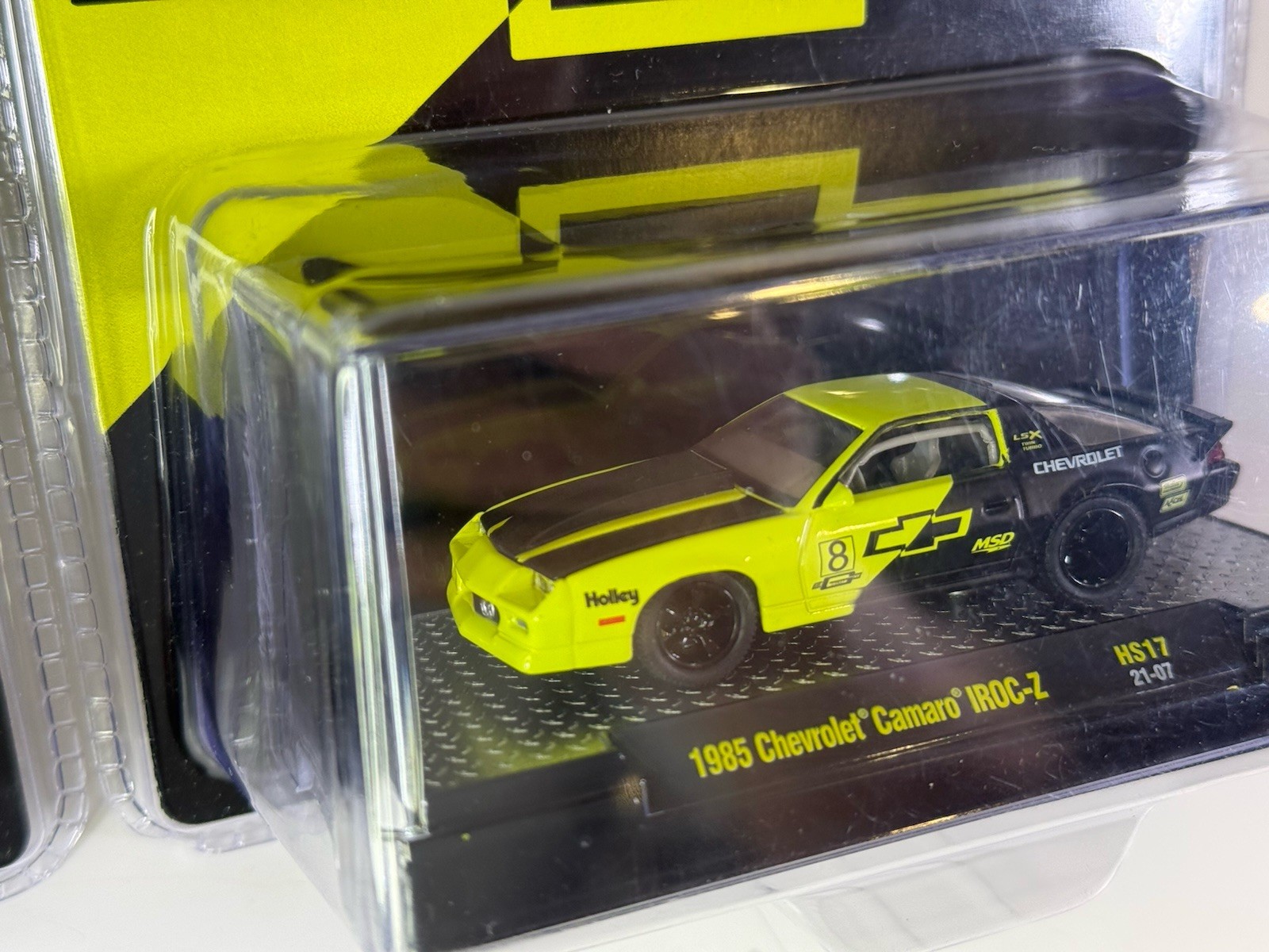 M2 Machines 1985 Chevrolet Camaro IROC-Z HS17 – Limited 526pcs Chase & Normal