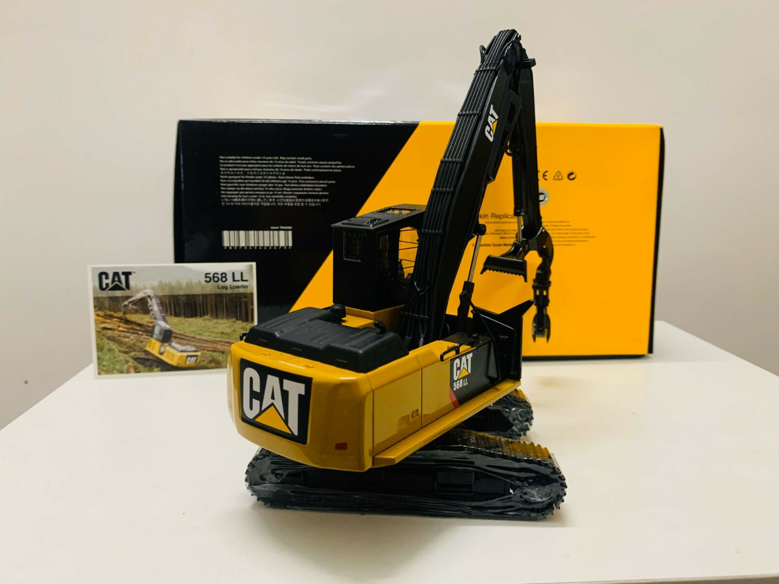 Tonkin Replicas Cat 568 LL Forestry Machine 1/50 Scale DieCast TR40002 New Box